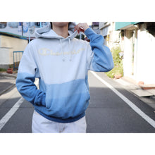 画像をギャラリービューアに読み込む, Champion hooded sweatshirt【A0481】