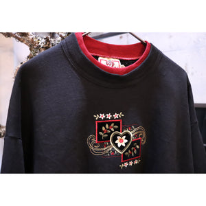 Embroidered sweat tops【A0510】
