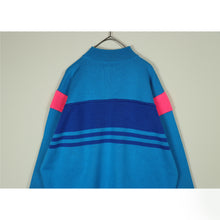 画像をギャラリービューアに読み込む, Light blue × vivid pink knit sweater【A0652】