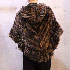 Hooded fur poncho【B0271】