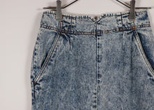 画像をギャラリービューアに読み込む, Chemical denim tight skirt【C0228】