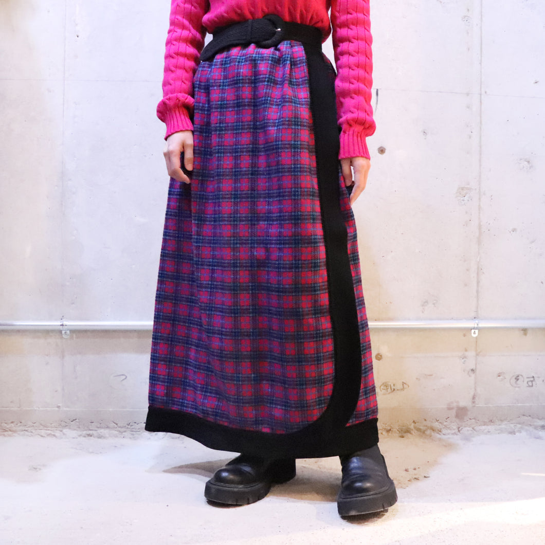 Check pattern long skirt【C0268】