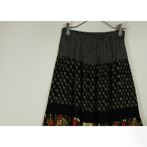 Botanical × pattern switching skirt【C0364】